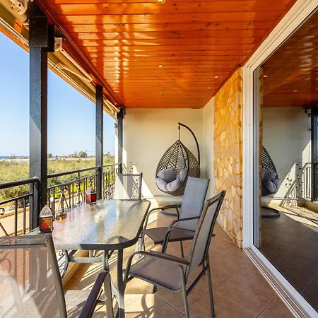 Seaview & Nature Retreat - Filiatra's Cozy Hideaway דירה פיליאטרה