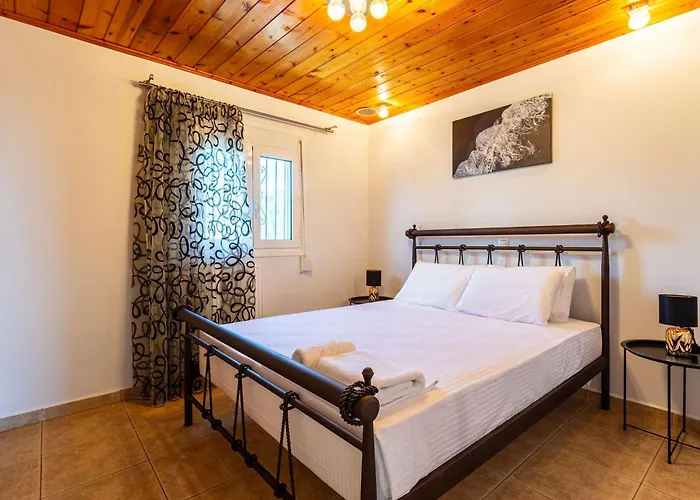 Lejlighed Seaview & Nature Retreat - Filiatra's Cozy Hideaway *